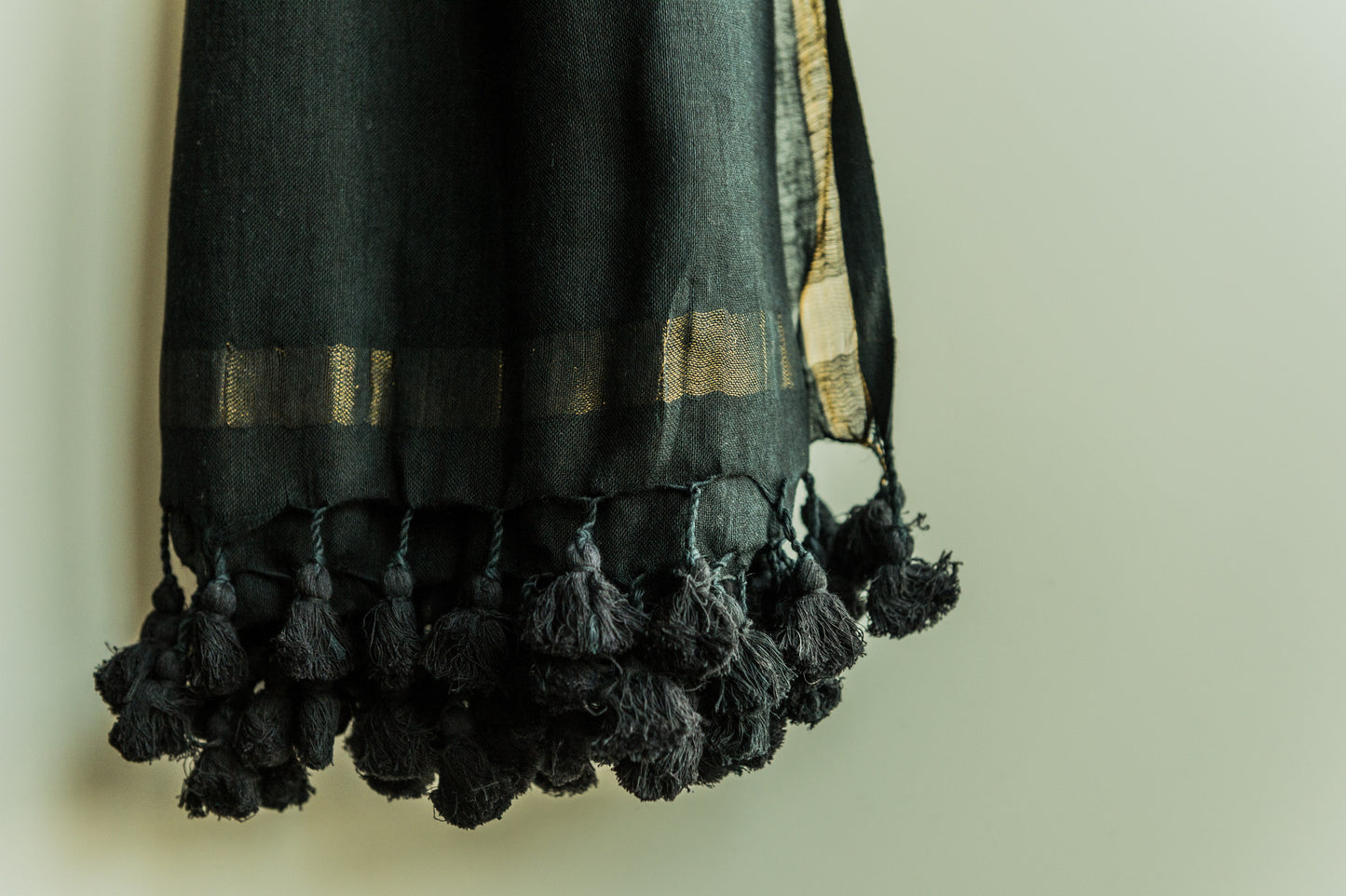 HERITAGE Long Tassels - Smoky Black - Noor xo ™ - 2