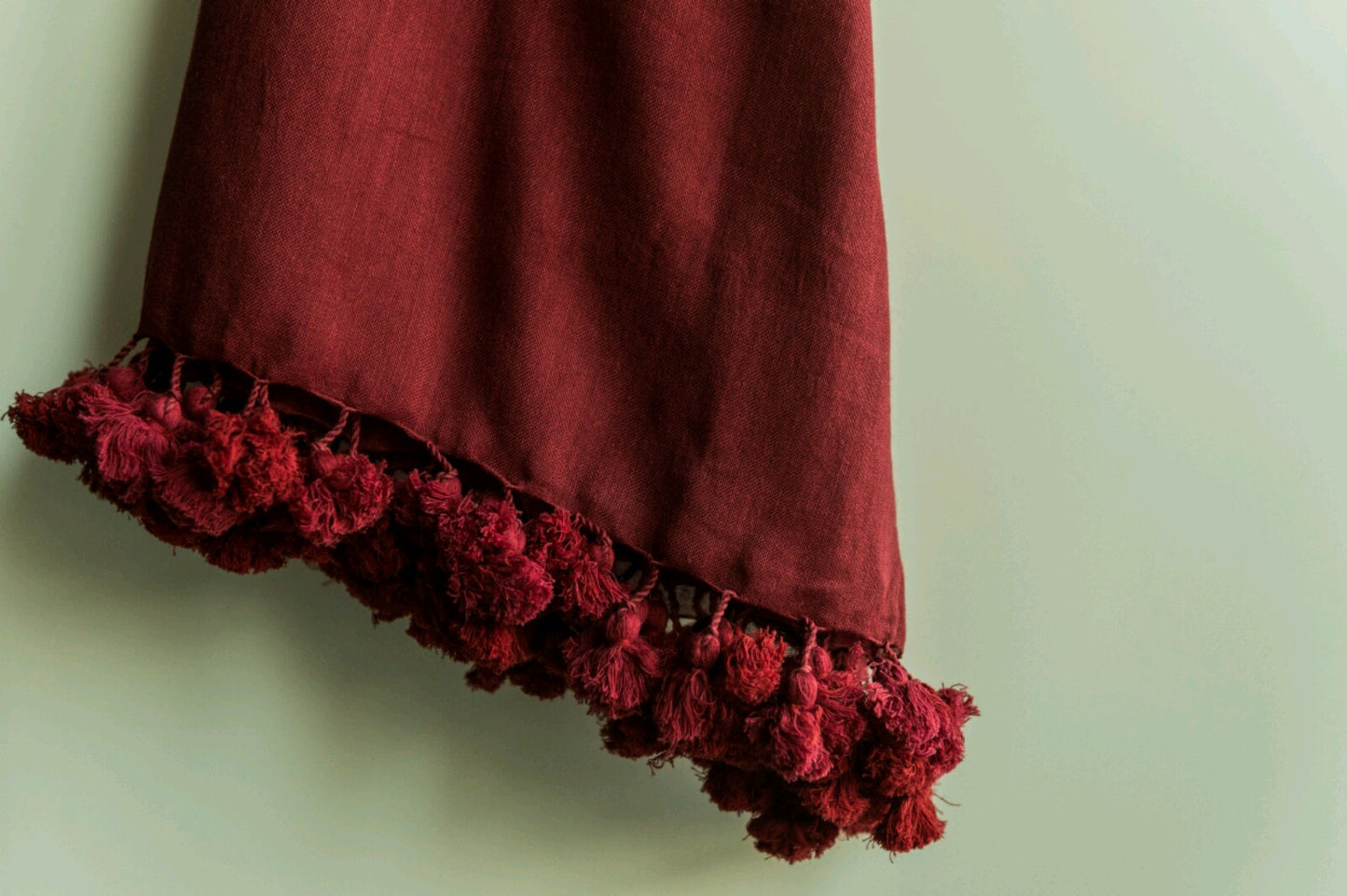 SIGNATURE Long Tassels - Burgundy - Noor xo ™