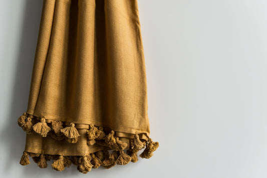 SIGNATURE Short Tassels - Caramel - Noor xo ™